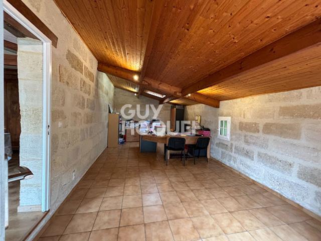 Vente Maison 6 pièces 195 m2 Lussac