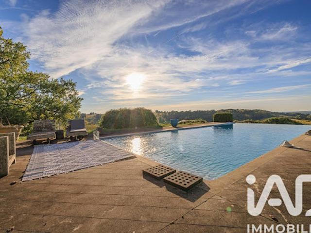 Vente Maison 6 pièces 195 m2 Sainte Radegonde