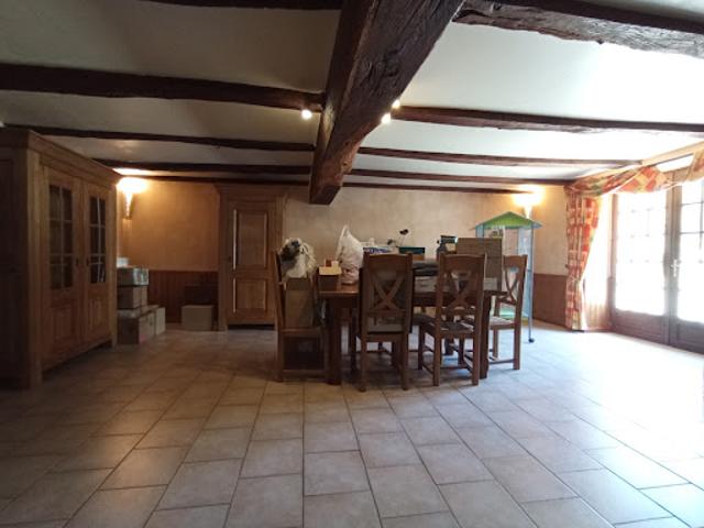 Vente Maison 6 pièces 195 m2 Saivres