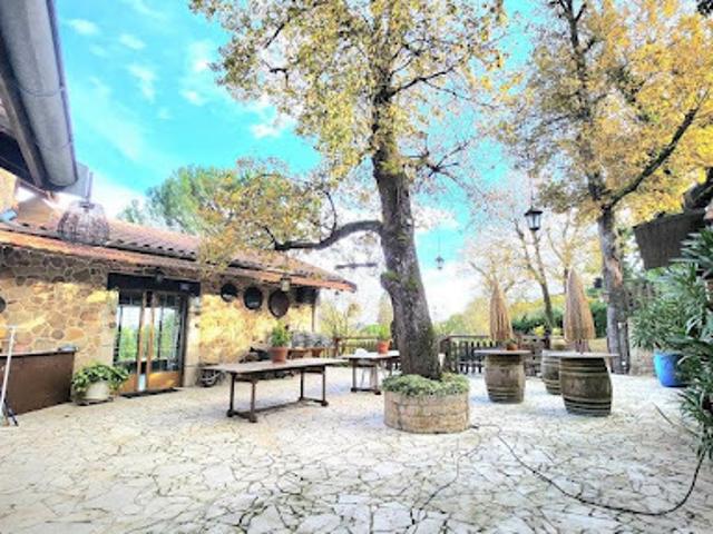 Vente Maison 6 pièces 195 m2 Taluyers