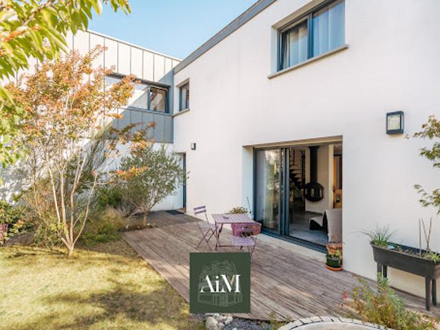 Vente Maison 6 pièces 195 m2 Vannes