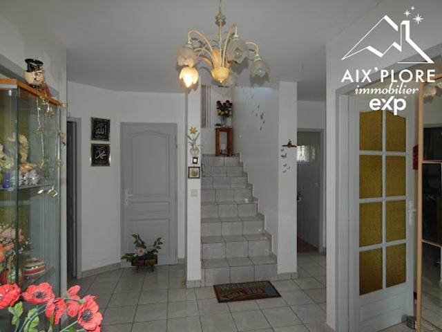 Vente Maison 6 pièces 195 m2 Voglans