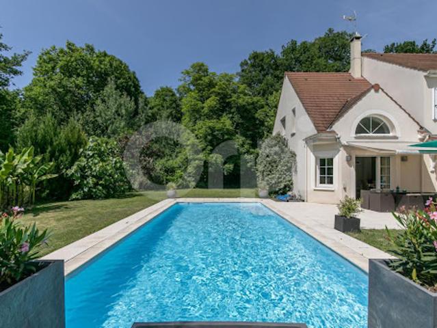 Vente Maison 6 pièces 195.18 m2 Sucy en Brie
