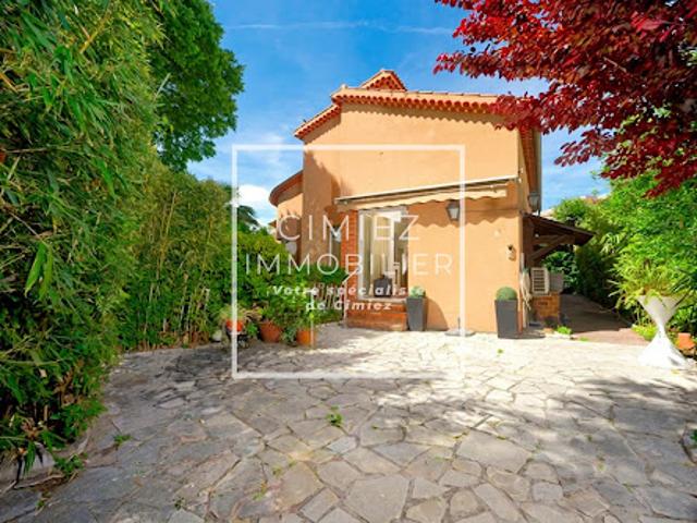 Vente Maison 6 pièces 195.67 m2 Nice