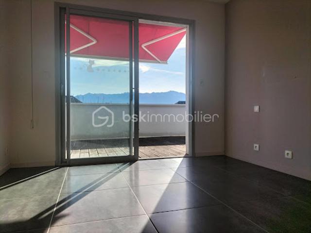 Vente Maison 6 pièces 196 m2 Oloron Sainte Marie