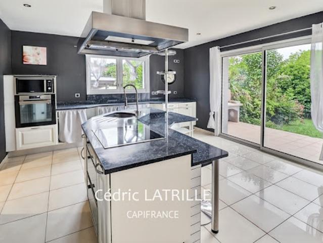 Vente Maison 6 pièces 196 m2 Orleix