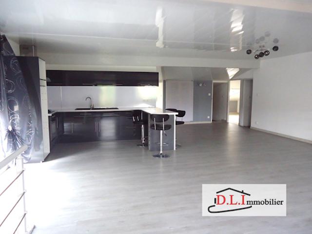 Vente Maison 6 pièces 196 m2 Castelsarrasin