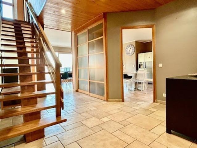 Vente Maison 6 pièces 196 m2 Lovagny