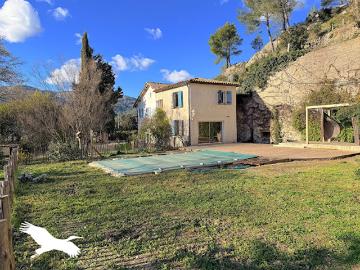 Vente Maison 6 pièces 196 m2 Roquevaire