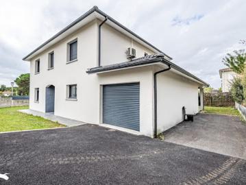 Vente Maison 6 pièces 196 m2 Tresses