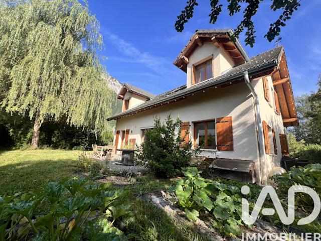 Vente Maison 6 pièces 197 m2 Le Bourg d'Oisans