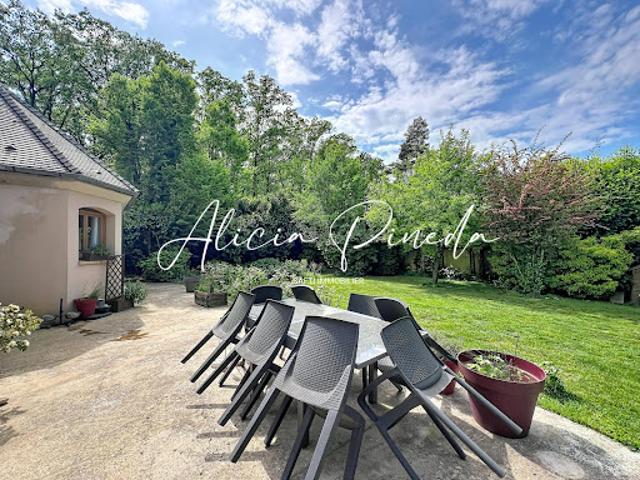 Vente Maison 6 pièces 197 m2 Thoiry