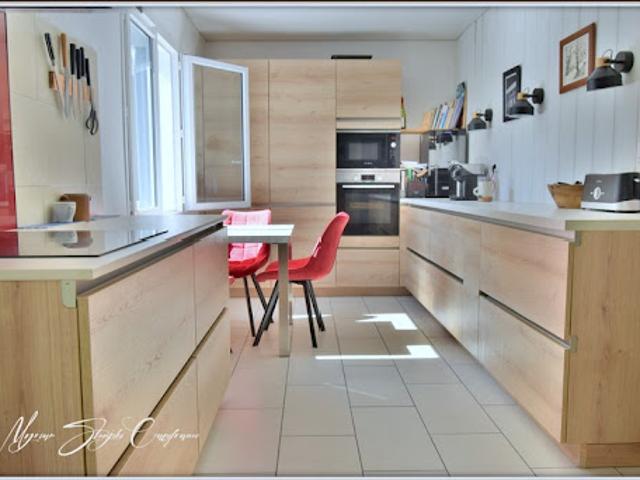 Vente Maison 6 pièces 198 m2 Lesperon