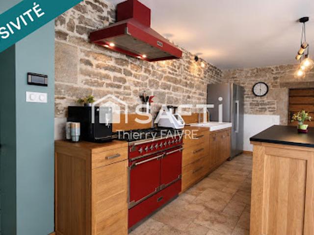 Vente Maison 6 pièces 198 m2 Poligny