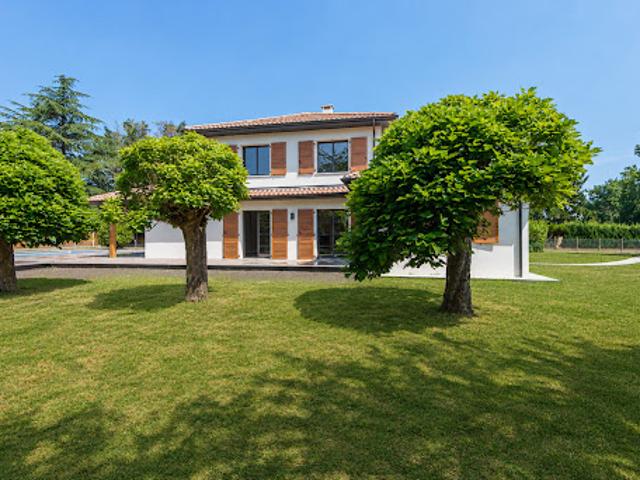 Vente Maison 6 pièces 199 m2 Carignan de Bordeaux