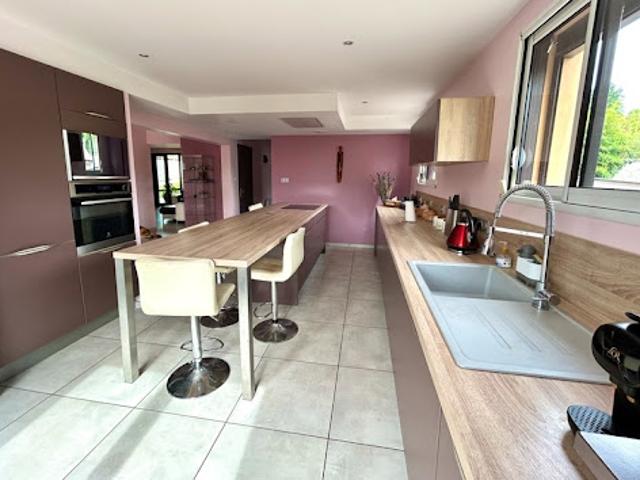 Vente Maison 6 pièces 219 m2 Lagnieu
