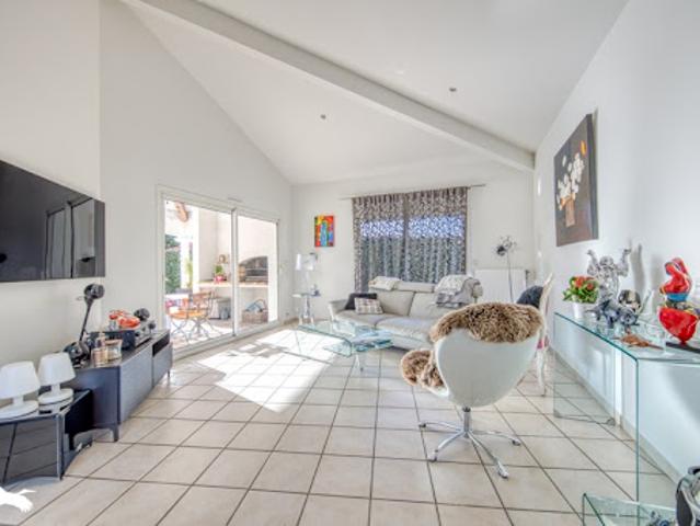Vente Maison 6 pièces 199 m2 Saint Médard en Jalles