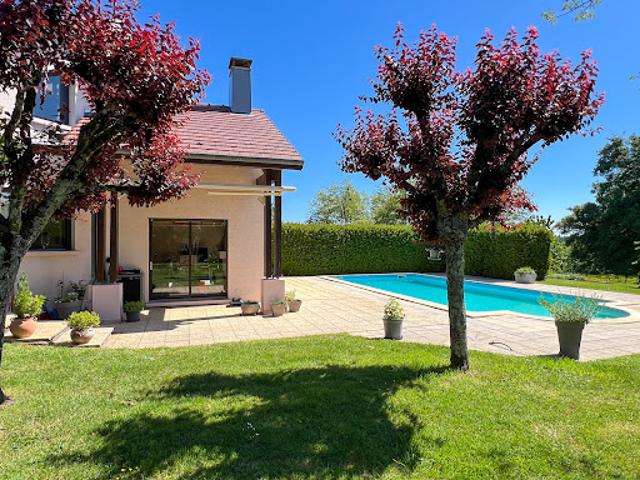 Vente Maison 6 pièces 190 m2 Authume