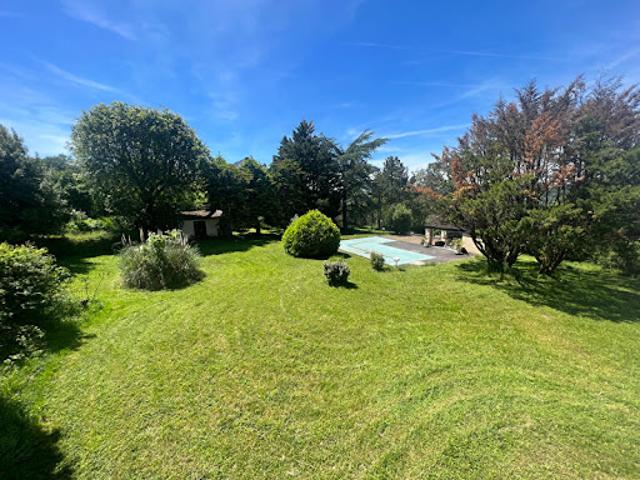Vente Maison 6 pièces 190 m2 Figeac