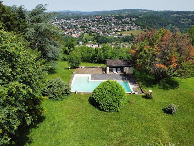 Vente Maison 6 pièces 190 m2 Figeac