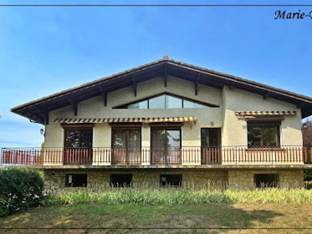 Vente Maison 6 pièces 190 m2 Lavardac