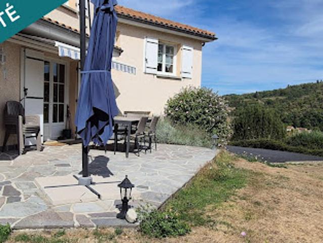 Vente Maison 6 pièces 190 m2 Pontaumur
