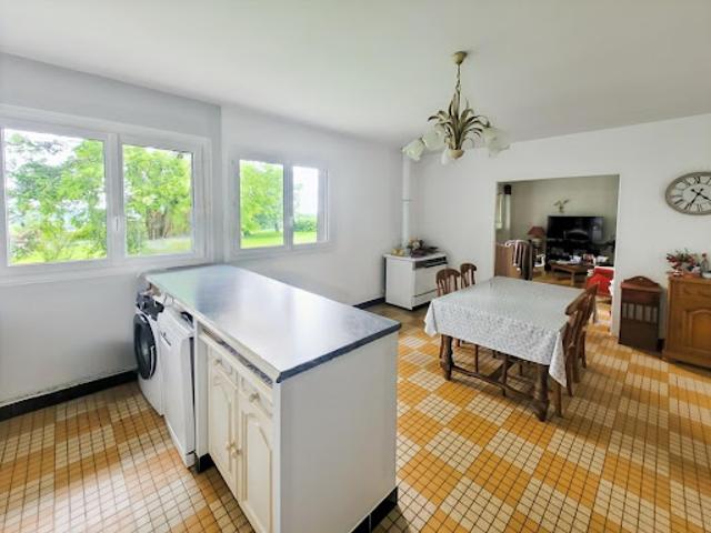 Vente Maison 6 pièces 190 m2 Saint Hilaire de Lusignan