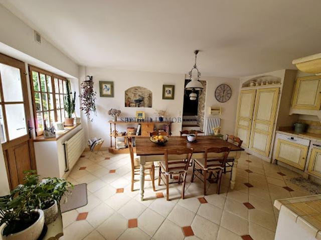 Vente Maison 6 pièces 190 m2 Septeuil