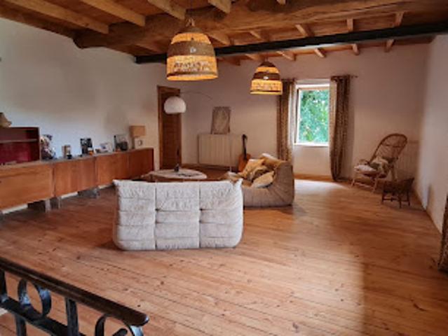 Vente Maison 6 pièces 190 m2 Sermérieu