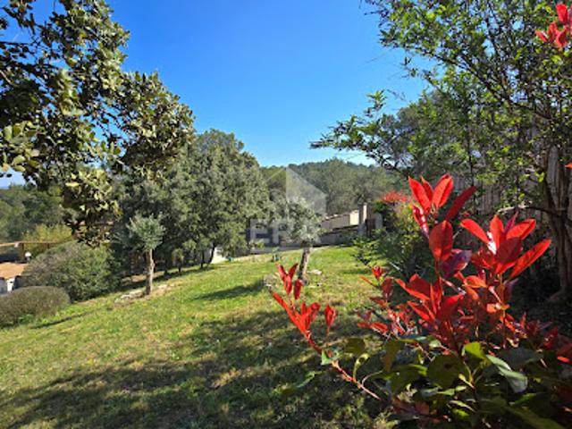 Vente Maison 6 pièces 190 m2 Vernègues