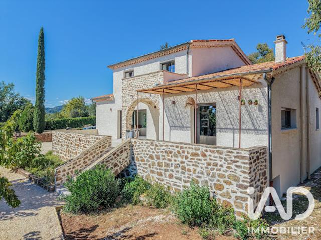 Vente Maison 6 pièces 190 m2 Vinezac