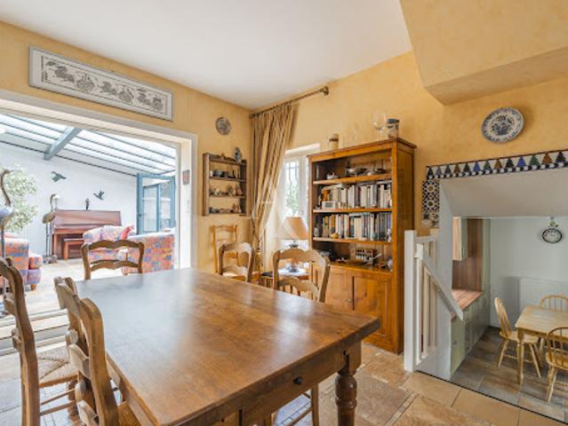 Vente Maison 6 pièces 191 m2 Garches