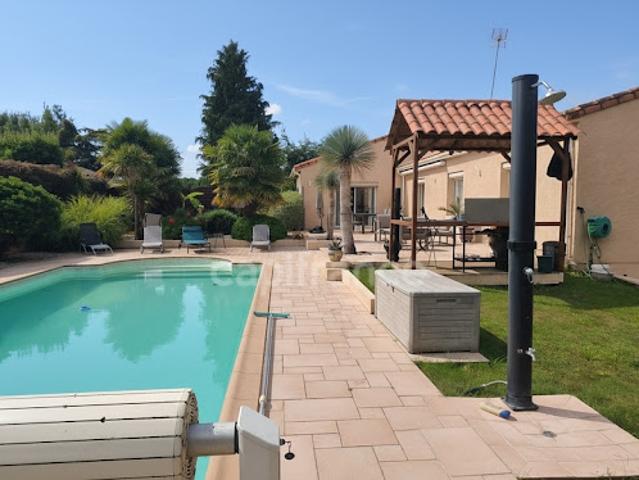 Vente Maison 6 pièces 191 m2 Pisany