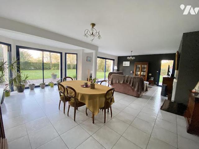 Vente Maison 6 pièces 191 m2 Saint Berthevin