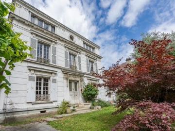 Vente Maison 6 pièces 192 m2 Villeneuve la Garenne