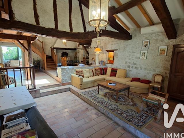 Vente Maison 6 pièces 193 m2 Montjoi