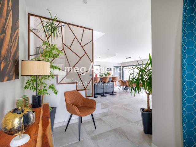 Vente Maison 6 pièces 193 m2 Lentilly