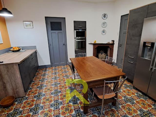Vente Maison 6 pièces 193 m2 Lézignan Corbières