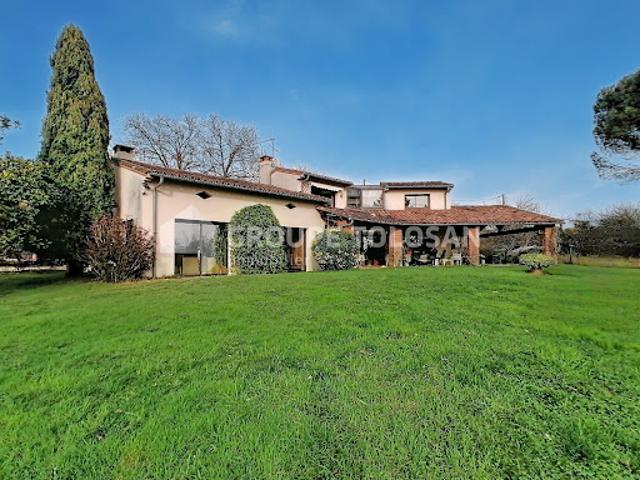 Vente Maison 6 pièces 204 m2 Montrabé
