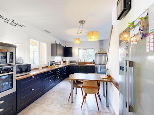 Vente Maison 6 pièces 204 m2 Le Buisson de Cadouin