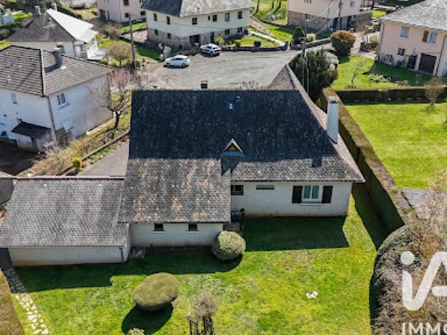 Vente Maison 6 pièces 204 m2 Rignac