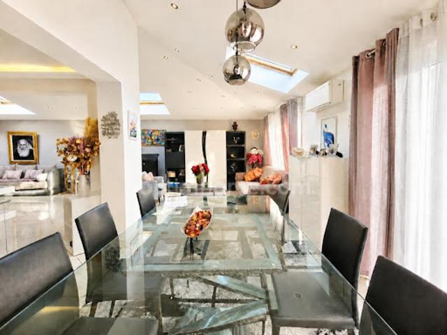 Vente Maison 6 pièces 204 m2 Saint Brice sous Forêt