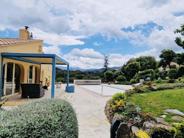 Vente Maison 6 pièces 205 m2 Ceret