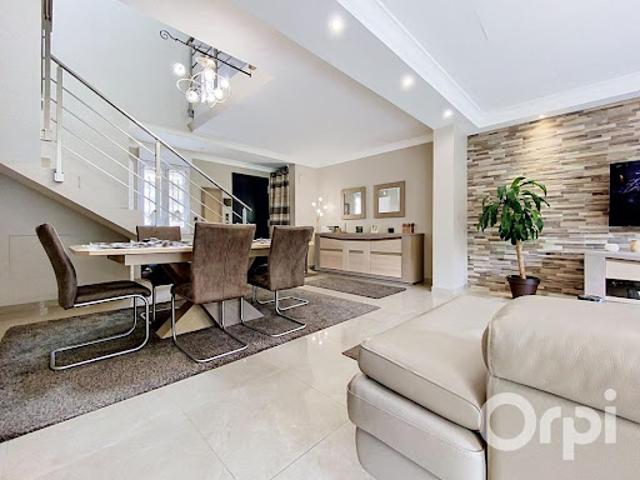 Vente Maison 6 pièces 205 m2 Clamart