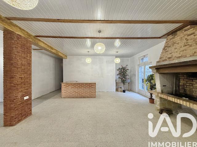 Vente Maison 6 pièces 205 m2 Le Châtenet en Dognon