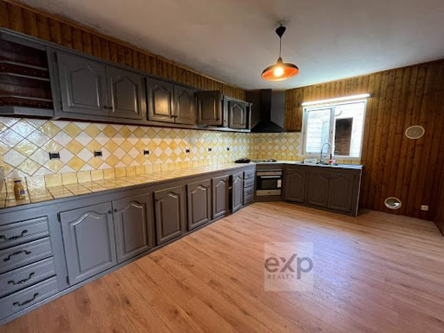 Vente Maison 6 pièces 216 m2 Saint joseph