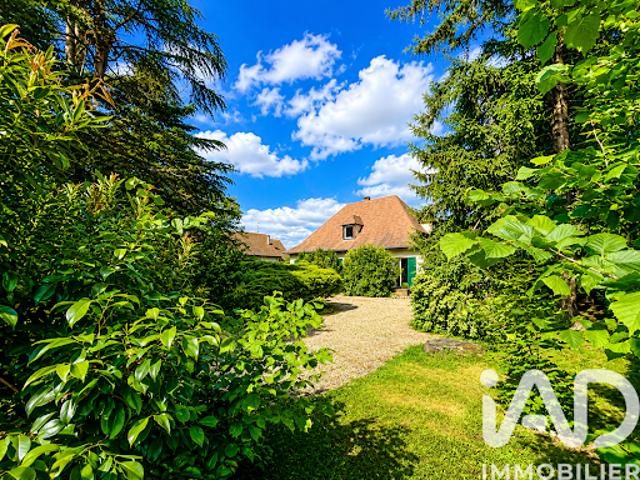 Vente Maison 6 pièces 205 m2 Saint Laurent des Vignes
