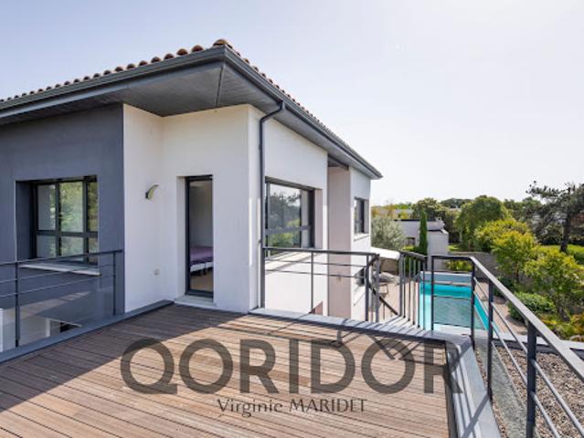 Vente Maison 6 pièces 205 m2 Tournefeuille
