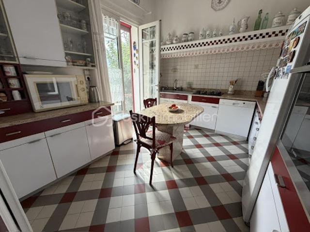 Vente Maison 6 pièces 205 m2 Valence D Agen