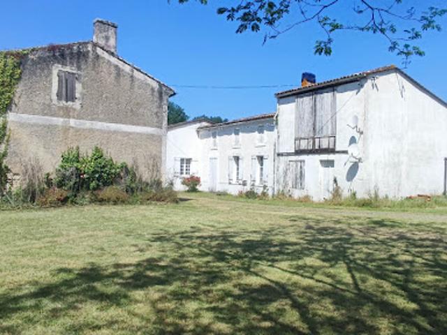 Vente Maison 6 pièces 206 m2 Saint estephe